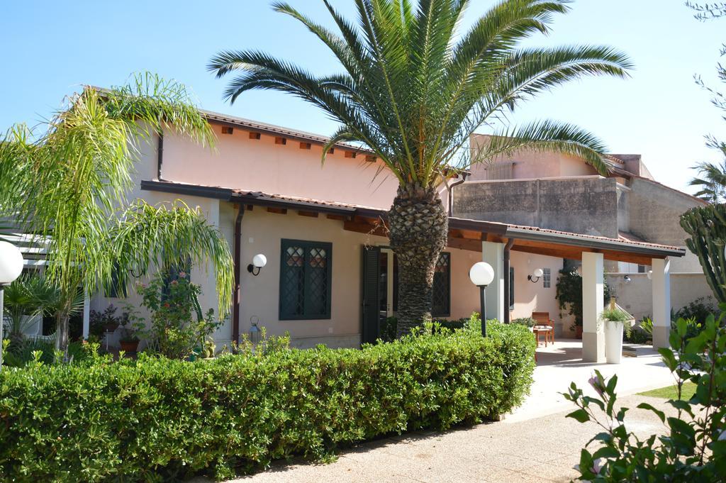 Villa Paola Фонтане Бианче Екстериор снимка