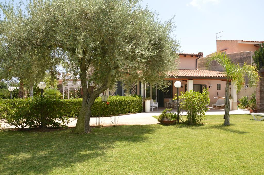 Villa Paola Фонтане Бианче Екстериор снимка
