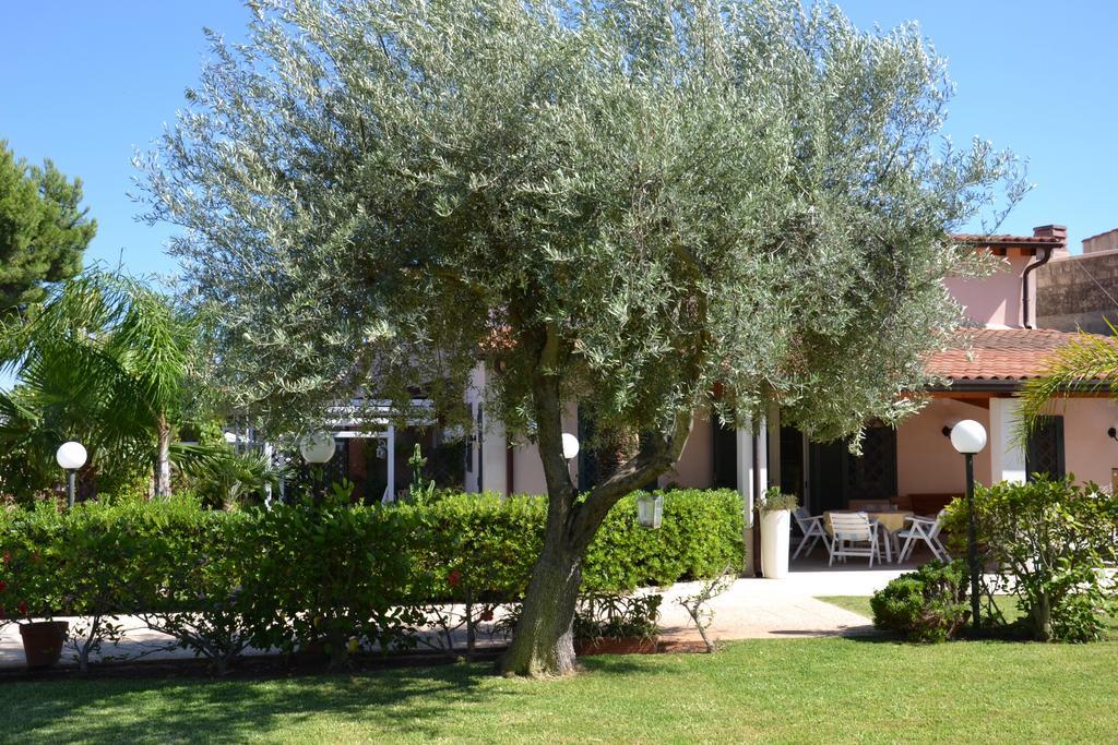 Villa Paola Фонтане Бианче Екстериор снимка